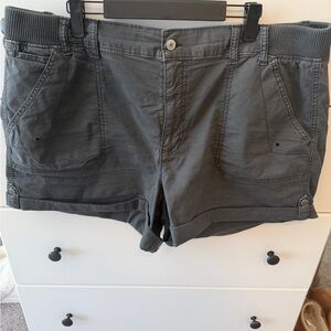 American Eagle Cargo Shorts